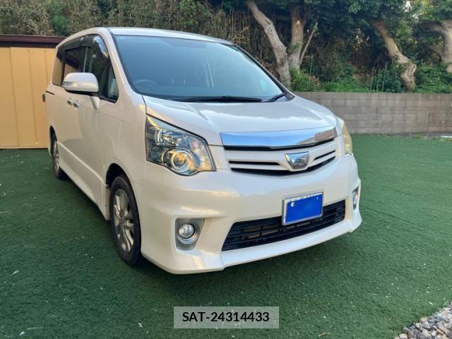 Toyota NOAH 2011-09 7222769-1