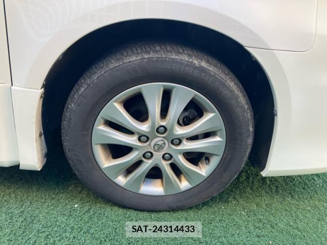 Toyota NOAH 2011-09 7222769-2