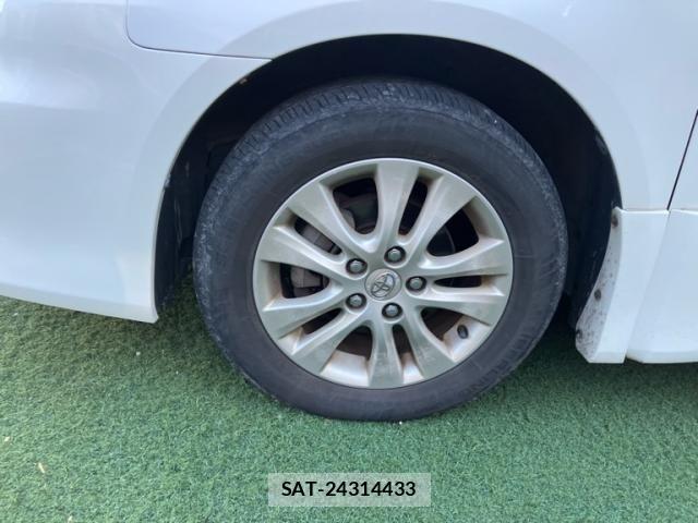Toyota NOAH 2011-09 7222769-6