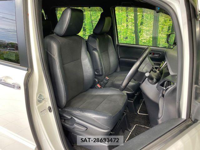 Toyota NOAH 2017-01 7222775-7