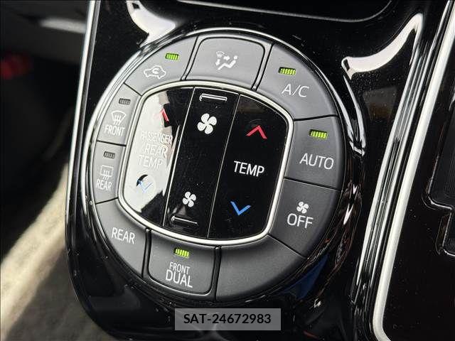Toyota NOAH 2020-07 7222792-13