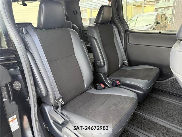 Toyota NOAH 2020-07 7222792-25