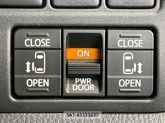 Toyota NOAH 2018-11 7222781-5