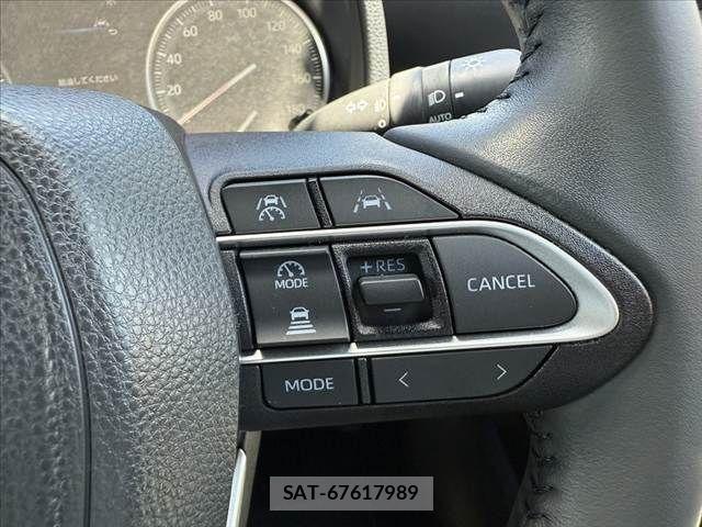 Toyota NOAH 2023-08 7215801-22