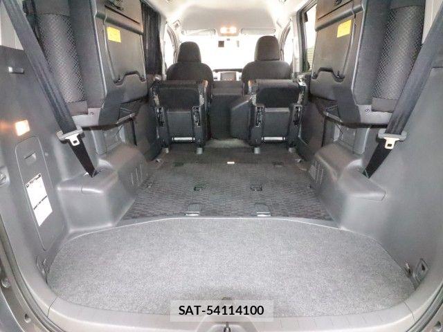 Toyota NOAH 2010-02 7222766-13
