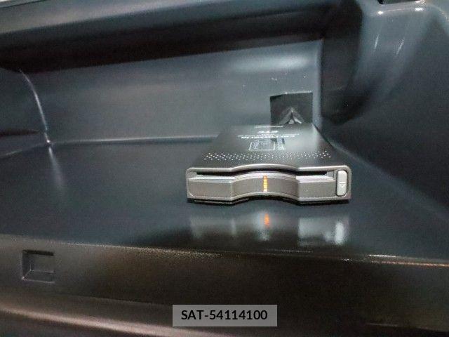 Toyota NOAH 2010-02 7222766-27