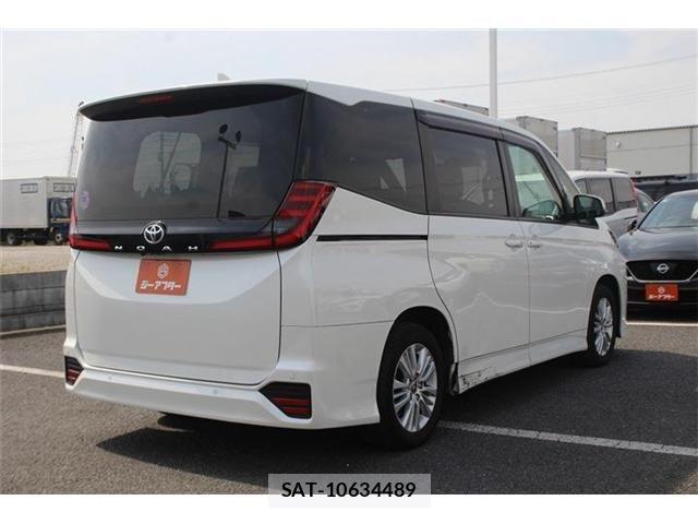 Toyota NOAH 2022-03 7222791-13