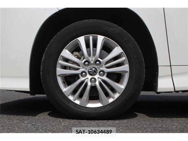 Toyota NOAH 2022-03 7222791-16