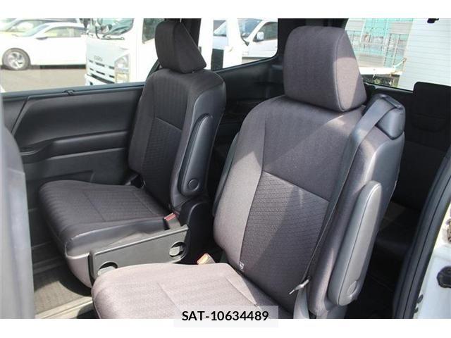 Toyota NOAH 2022-03 7222791-25