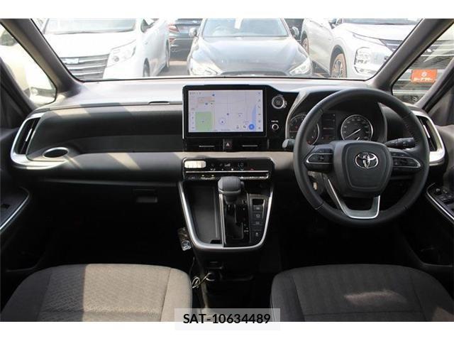 Toyota NOAH 2022-03 7222791-27