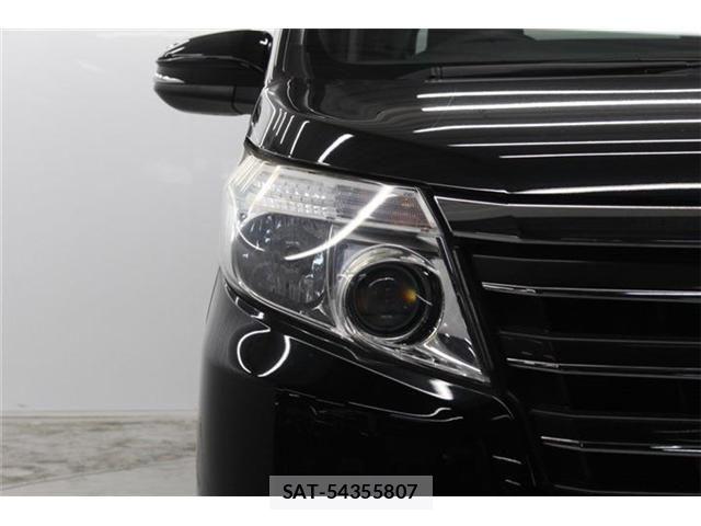 Toyota NOAH 2014-11 7222774-11