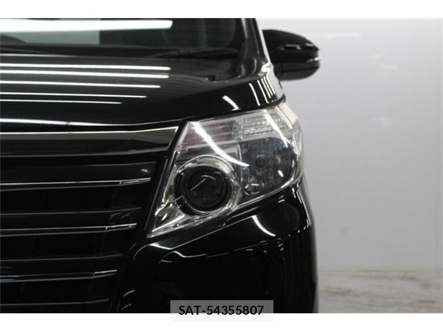 Toyota NOAH 2014-11 7222774-13