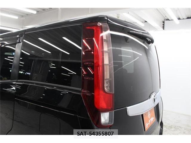 Toyota NOAH 2014-11 7222774-15