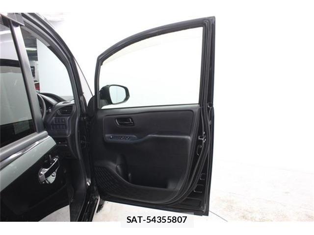 Toyota NOAH 2014-11 7222774-27