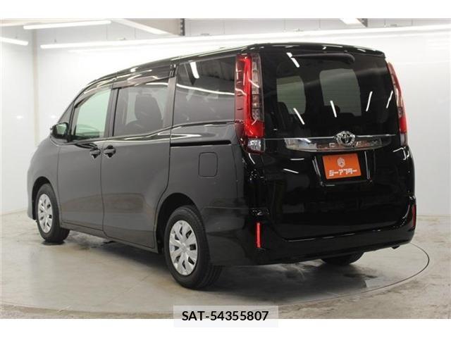 Toyota NOAH 2014-11 7222774-6
