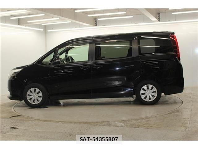 Toyota NOAH 2014-11 7222774-7