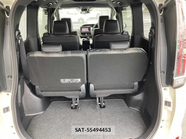 Toyota NOAH 2019-02 7222786-27