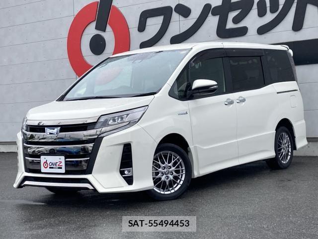 Toyota NOAH 2019-02 7222786-4