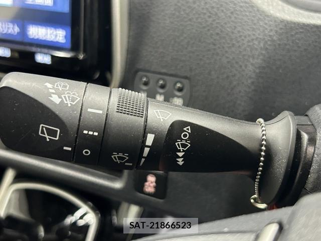Toyota NOAH 2020-11 7217151-25