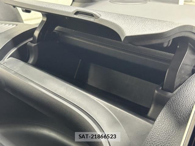 Toyota NOAH 2020-11 7217151-28