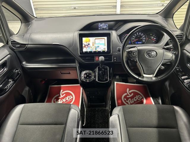 Toyota NOAH 2020-11 7217151-8