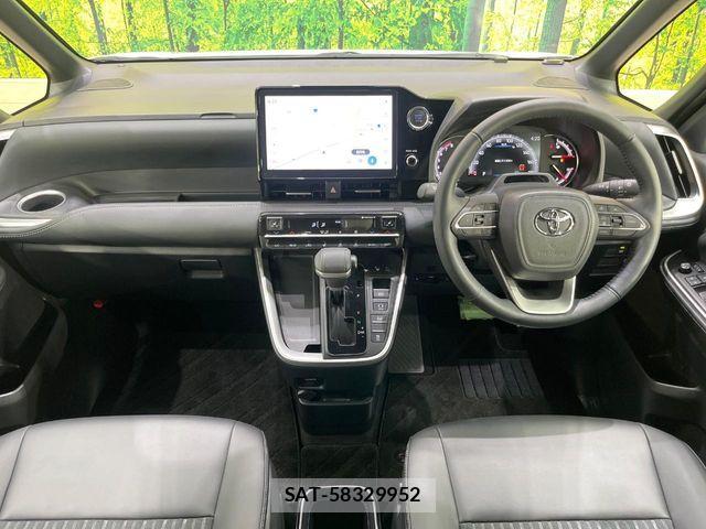 Toyota NOAH 2023-08 7222807-1