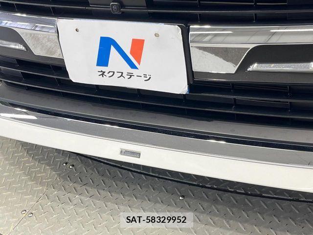 Toyota NOAH 2023-08 7222807-5