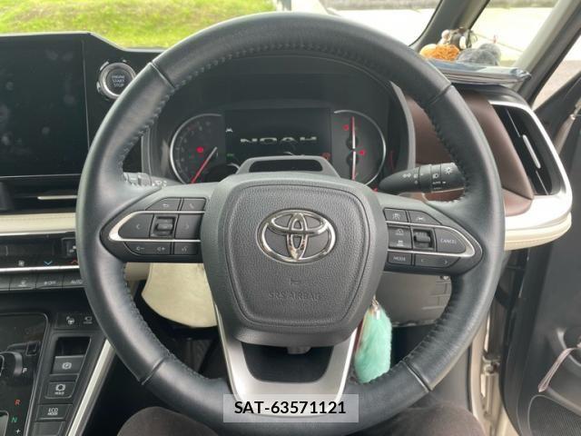 Toyota NOAH 2022-08 7222796-17