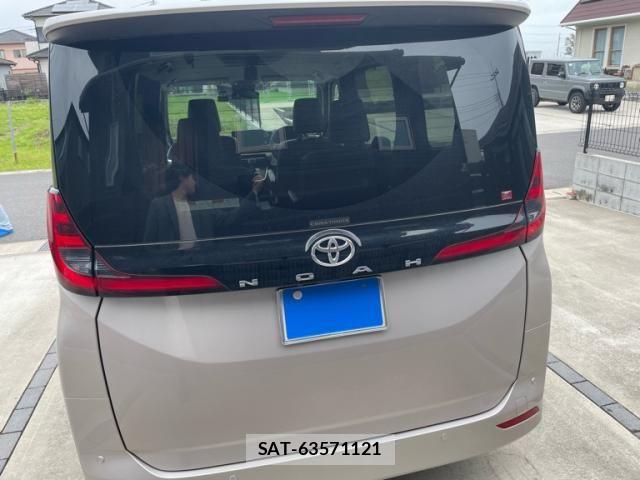 Toyota NOAH 2022-08 7222796-5