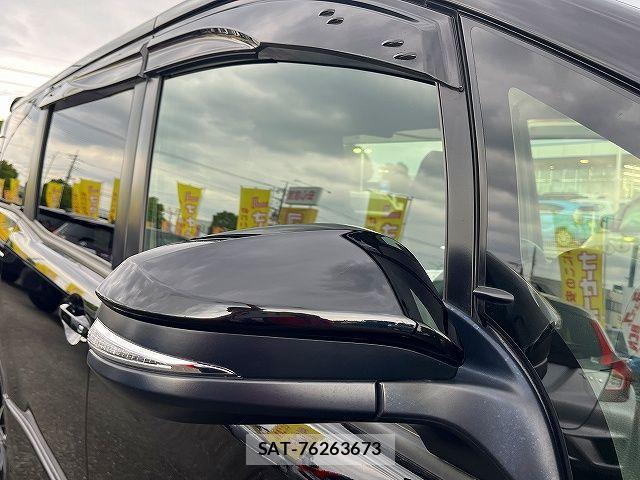 Toyota NOAH 2020-10 7222794-24