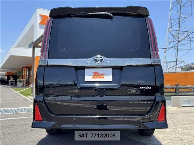 Toyota NOAH 2021-02 7222793-13