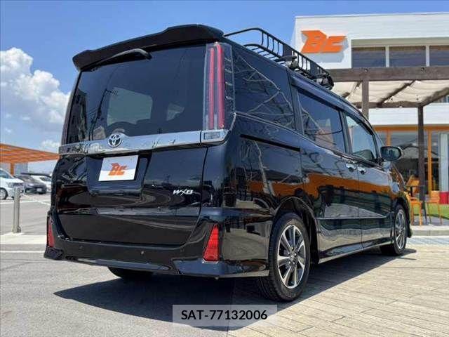 Toyota NOAH 2021-02 7222793-14
