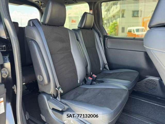 Toyota NOAH 2021-02 7222793-18