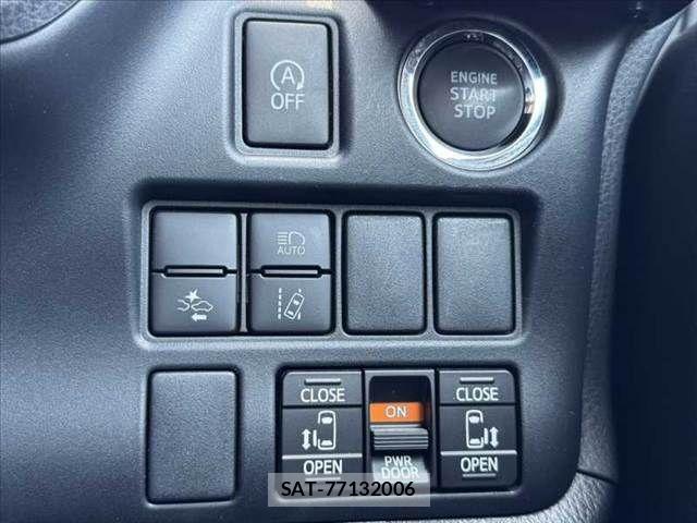 Toyota NOAH 2021-02 7222793-4