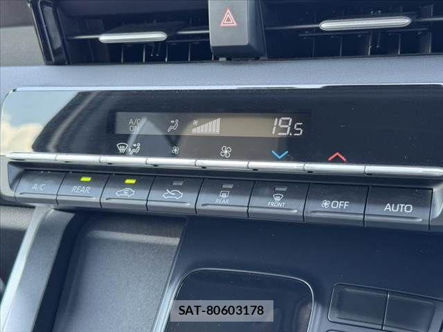 Toyota NOAH 2024-03 7222809-23