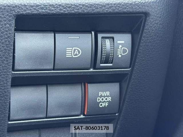Toyota NOAH 2024-03 7222809-24