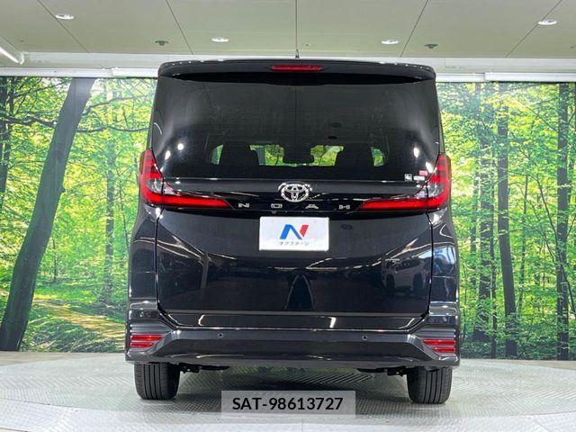Toyota NOAH 2024-05 7215430-15