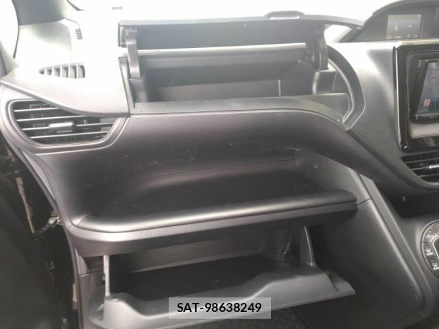 Toyota NOAH 2021-07 7222789-19