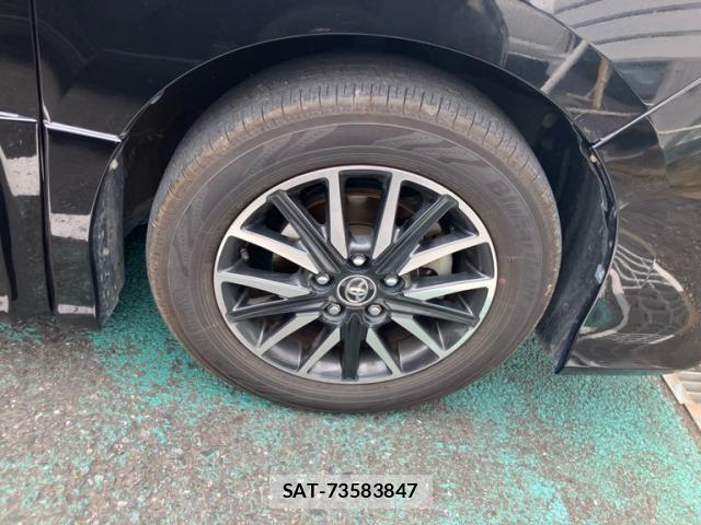 Toyota NOAH 2015-02 7222776-4