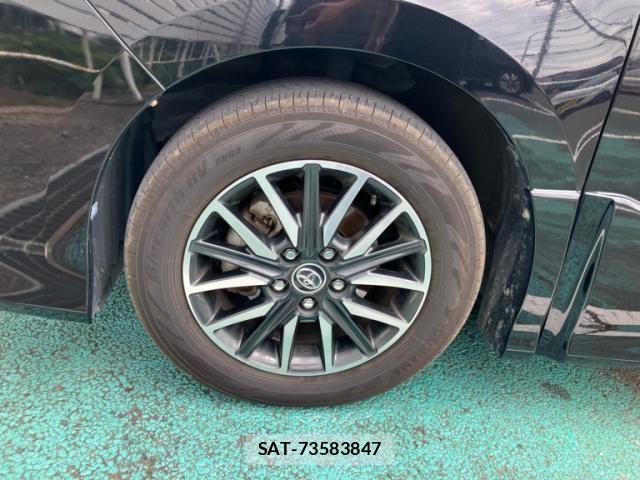 Toyota NOAH 2015-02 7222776-5