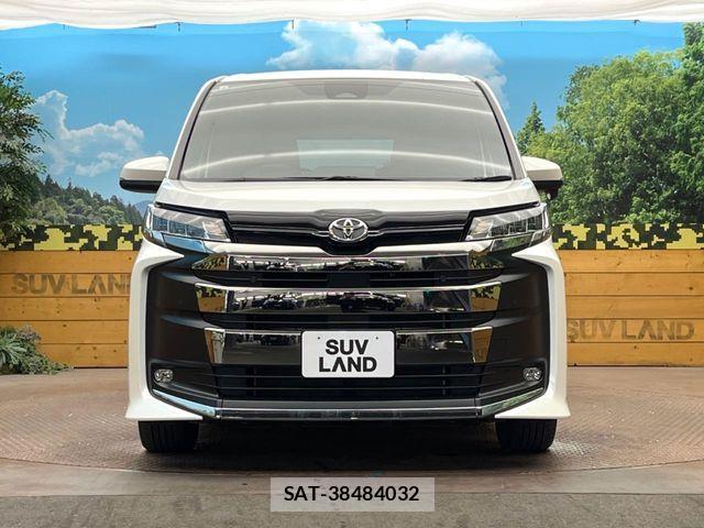 Toyota NOAH 2023-07 7222799-14