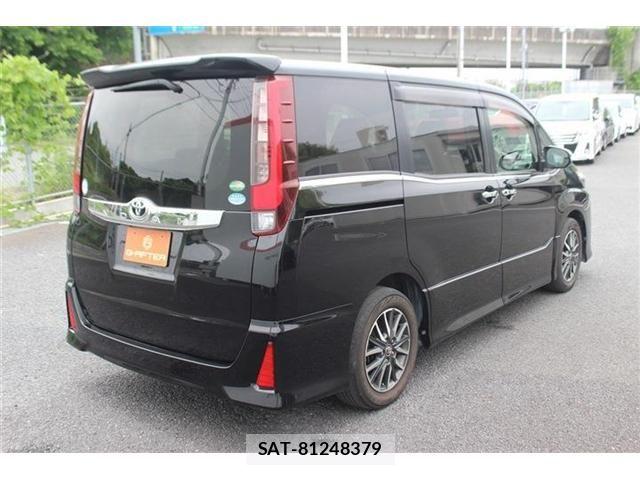 Toyota NOAH 2015-03 7222778-8