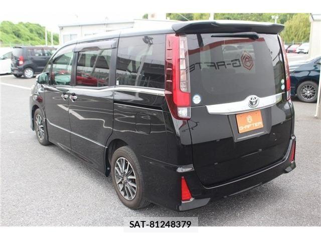 Toyota NOAH 2015-03 7222778-10
