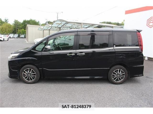 Toyota NOAH 2015-03 7222778-11