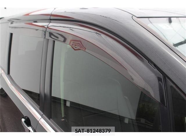 Toyota NOAH 2015-03 7222778-20