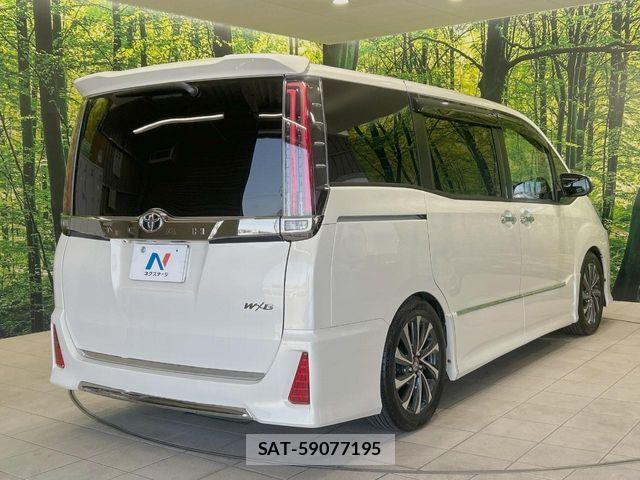Toyota NOAH 2018-11 7222782-16