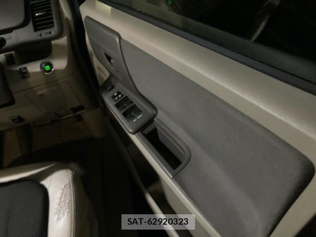 Toyota NOAH 2007-07 7222763-17