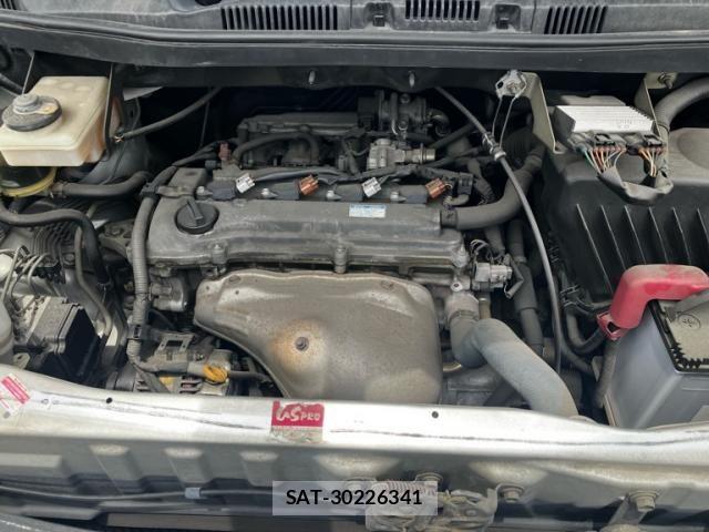 Toyota NOAH 2003-08 7251753-14