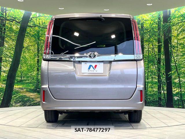 Toyota NOAH 2017-08 7251746-15