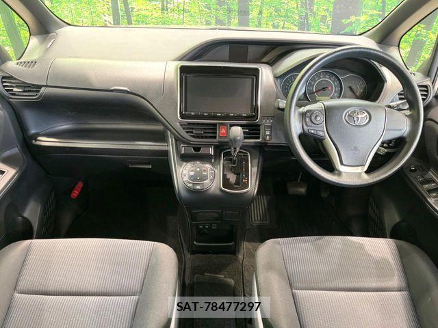 Toyota NOAH 2017-08 7251746-1